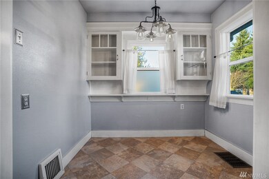 1614 Florence St, Enumclaw, WA 98022 - photo 6