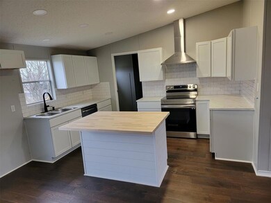 176 Hilltop Trail, Rhome, TX 76078 - photo 2