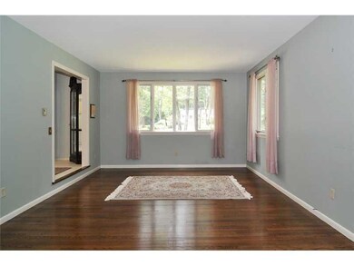 172 Gilbert Stuart Dr, East Greenwich, RI 02818 - photo 6