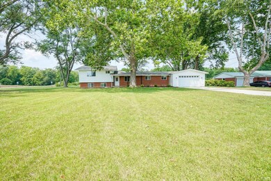 5446 Hillside Ln, West Lafayette, IN 47906 - photo 4