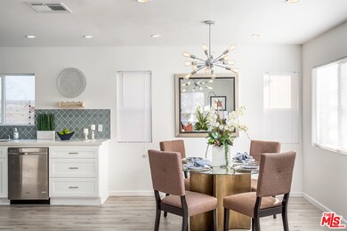 1712 Vineyard Ave, Los Angeles, CA 90019 - photo 6