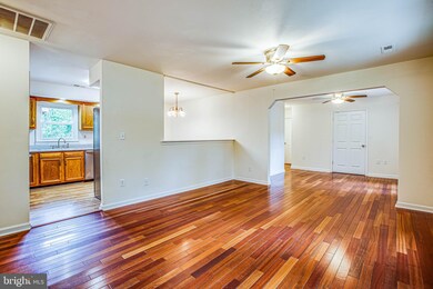 10905 Deerfield Dr, Fredericksburg, VA 22407 - photo 6