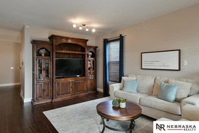 2308 S Mineral Dr, Papillion, NE 68046 - photo 5