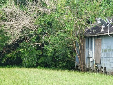 2217 Norvell Ave, Bay City, TX 77414 - photo 5