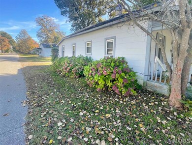 View of side of home