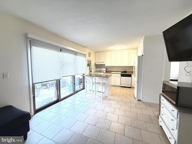 542 Fairfield Rd, East Windsor, NJ 08520 - photo 7