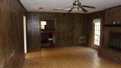 408 Laurel St, Tylertown, MS 39667 - photo 6