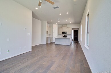 882 Farmhouse Trail, New Braunfels, TX 78130 - photo 7