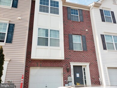 8419 Stansbury Lake Dr, Baltimore, MD 21222 - photo 2