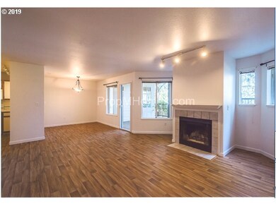 20120 Larkspur Ln unit 81, West Linn, OR 97068 - photo 2