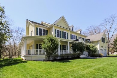 007-Front_View-2640615-large