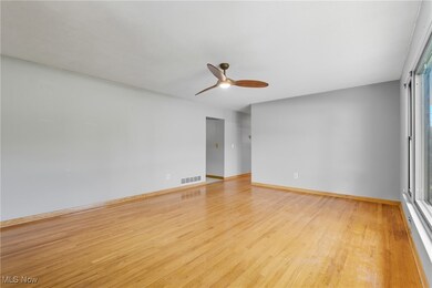 8523 Columbia Rd, Olmsted Falls, OH 44138 - photo 7