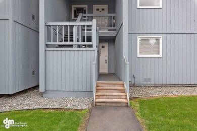 Entry Exterior_CG_7947-SMALL
