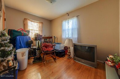 2133 E Market 1