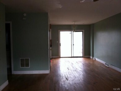 417 Old Forge Dr, Bath, PA 18014 - photo 2