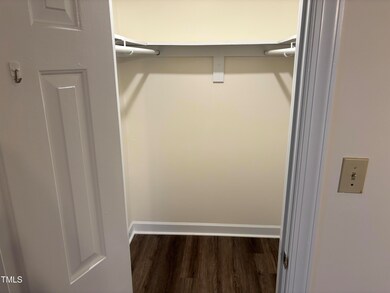 3601 Helix Ct unit 301, Raleigh, NC 27606 - photo 7