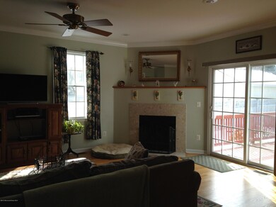 20 Allen Street - Family Room 2