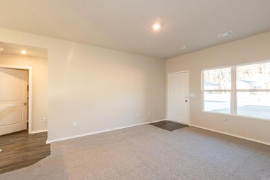 12137 Duck Creek Dr, Hensley, AR 72065 - photo 5