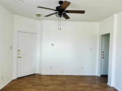 Empty room with visible vents, baseboards, ceilin