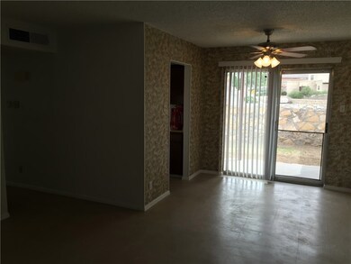 10712 Forest Ridge Ln unit C, El Paso, TX 79935 - photo 3