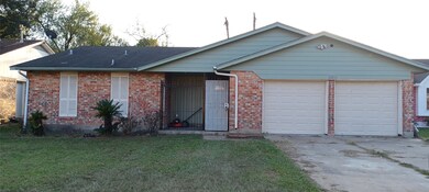 13211 Woodsdale Ct, Houston, TX 77038 - photo 3