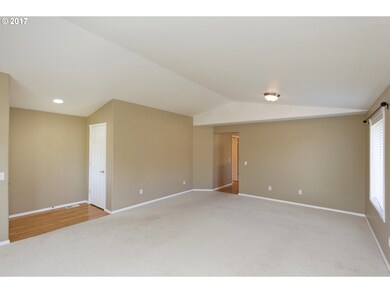 2174 Baines Blvd, Hubbard, OR 97032 - photo 4