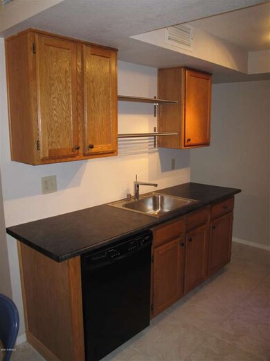 KITCHEN SINK