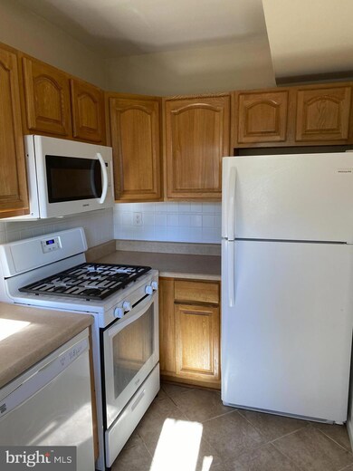 108 Whitman Ave, Collingswood, NJ 08108 - photo 5