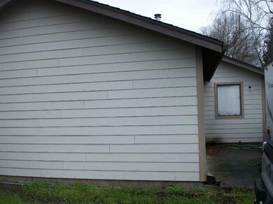 1312 Severson Dr, Medford, OR 97504 - photo 2
