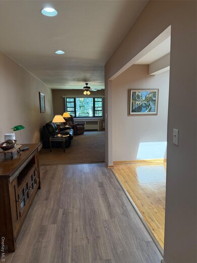 1211 E Broadway unit C-24, Hewlett, NY 11557 - photo 6