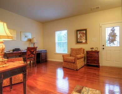 Dining room/living room/office space