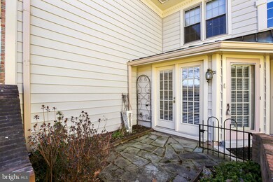 21 Luxberry Ct, Rockville, MD 20852 - photo 7