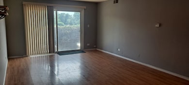 12B Kingery Quarter unit 108, Willowbrook, IL 60527 - photo 4