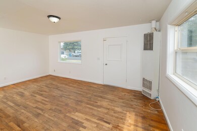 847 SW 14th St_0004 copy
