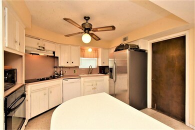 5425 Magnolia Rd, Pearland, TX 77584 - photo 7