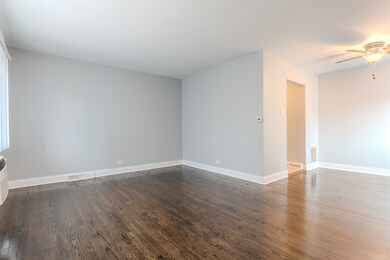 6947 S Jeffery Blvd unit 1D, Chicago, IL 60649 - photo 3