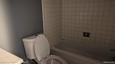 26760 Joy Rd unit E8, Redford, MI 48239 - photo 7