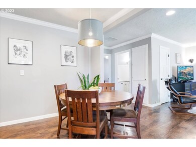 110 W 4th St, Newberg, OR 97132 - photo 7