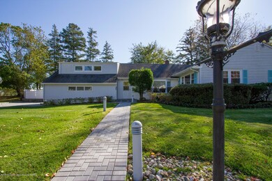27 DWIGHT ROAD