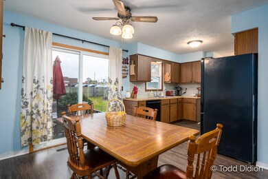 407 Anderson Dr, Wayland, MI 49348 - photo 5