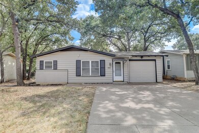 745 W Redbud Dr, Hurst, TX 76053 - photo 2