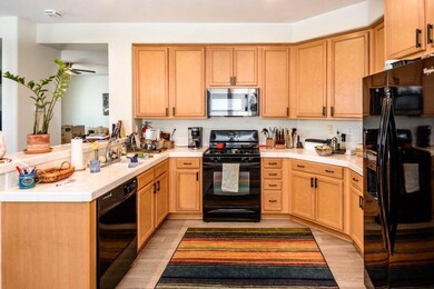 Edinburgh 37805 - 13.jpg-SMALL