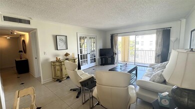 951 De Soto Rd unit 427, Boca Raton, FL 33432 - photo 3