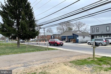 407 S Marlyn Ave, Essex, MD 21221 - photo 5