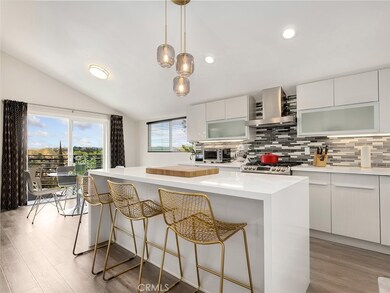 4830 Alatar Dr, Woodland Hills, CA 91364 - photo 3