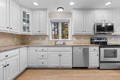 30 Flannery Ln, Wrentham, MA 02093 - photo 6