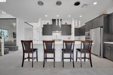 2281 Garden Farms Ave, Lathrop, CA 95330 - photo 6