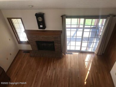 125 Duck Hollow Cir, Stroudsburg, PA 18360 - photo 4