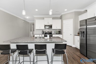 6025 NW Thorntons Way Cir, Huntsville, AL 35810 - photo 7