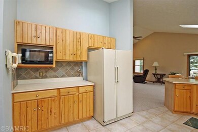 69 109th Ave, Plainwell, MI 49080 - photo 4